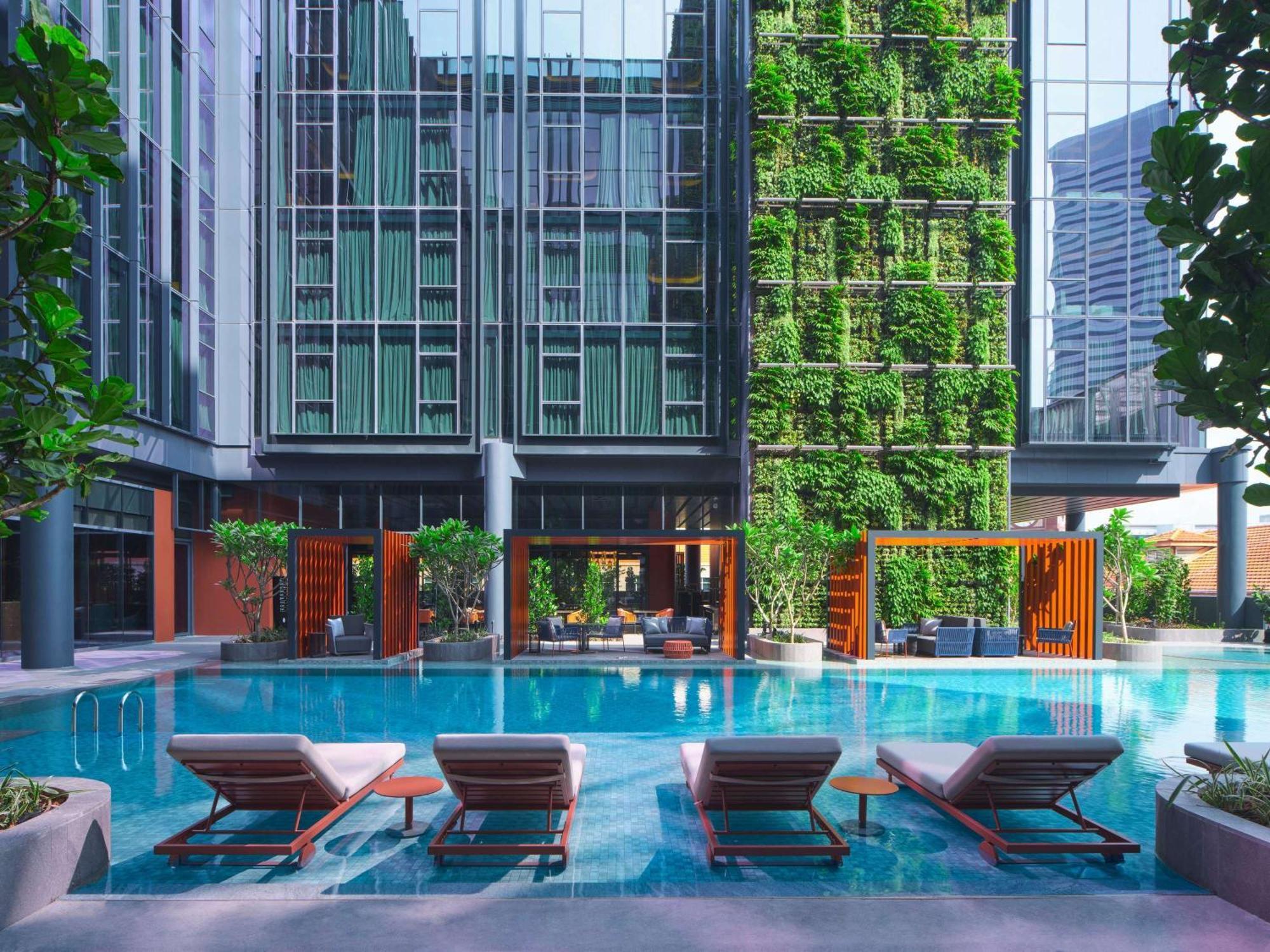 Khách sạn Pullman Hill Street 5*
